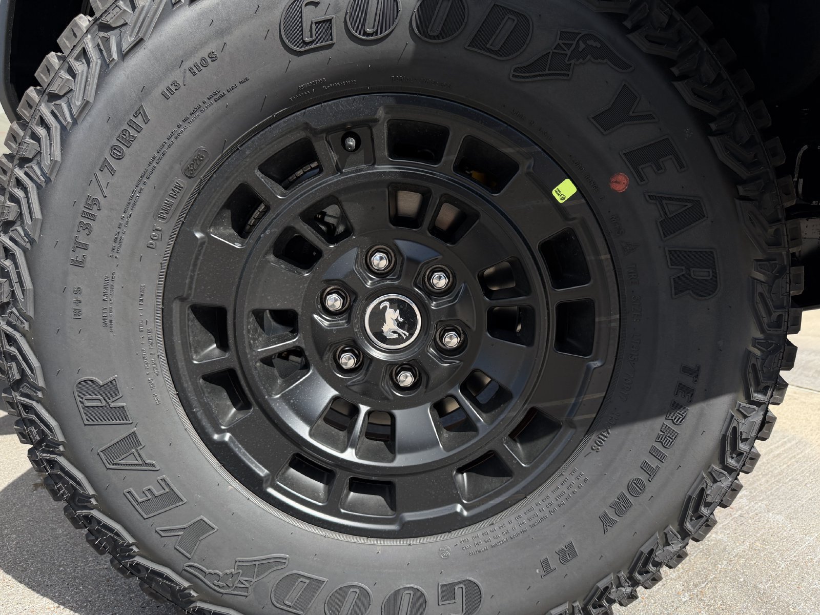 New 2026 Ford Bronco Badlands AWD/4WD image 8