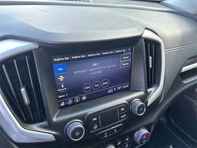 Used 2022 GMC Terrain SLT w/ Tech Package image 12