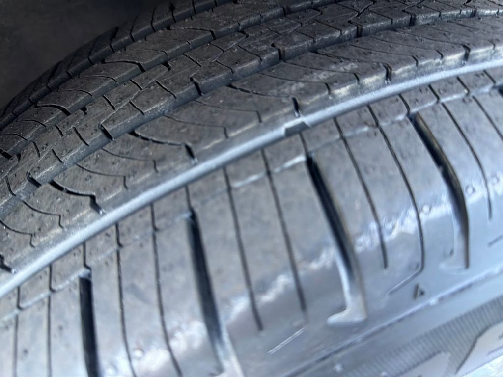 Used 2024 Chevrolet Trax LT w/ Driver Confidence Package image 32