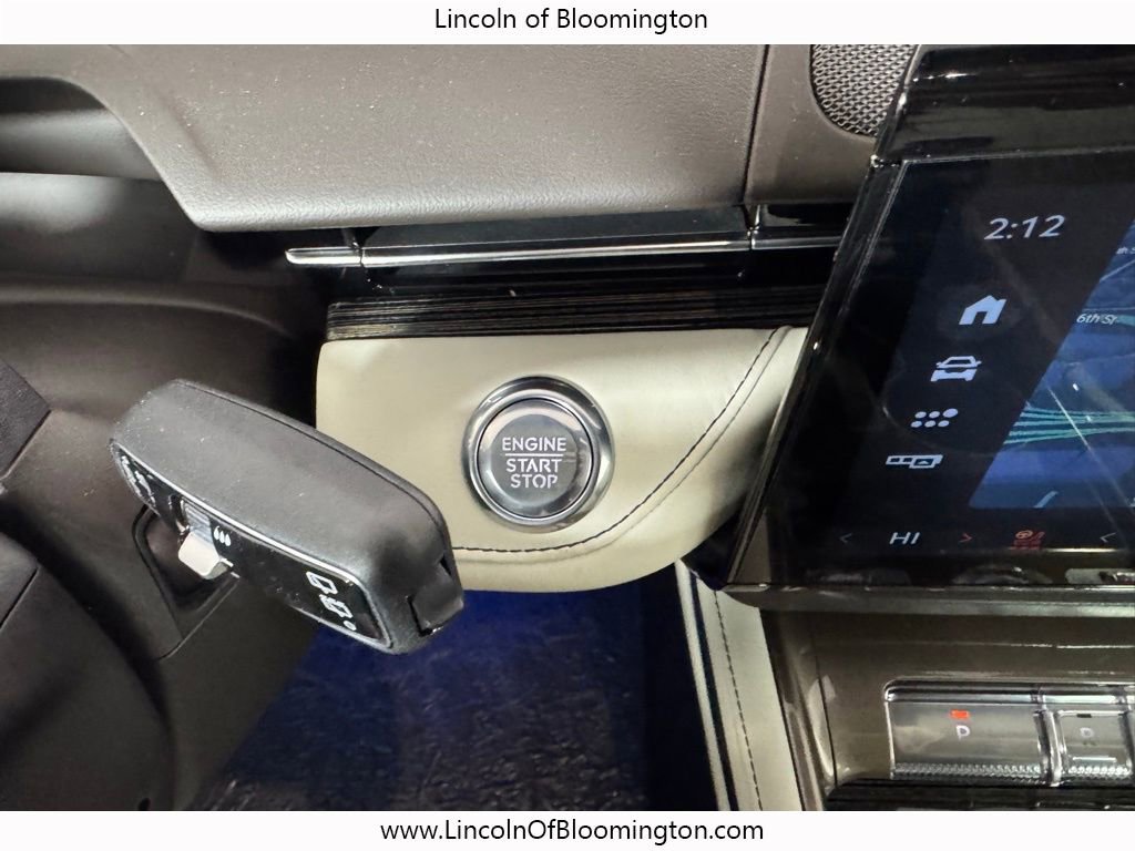 New 2024 Lincoln Nautilus Black Label w/ Jet Appearance Package (87T) image 36