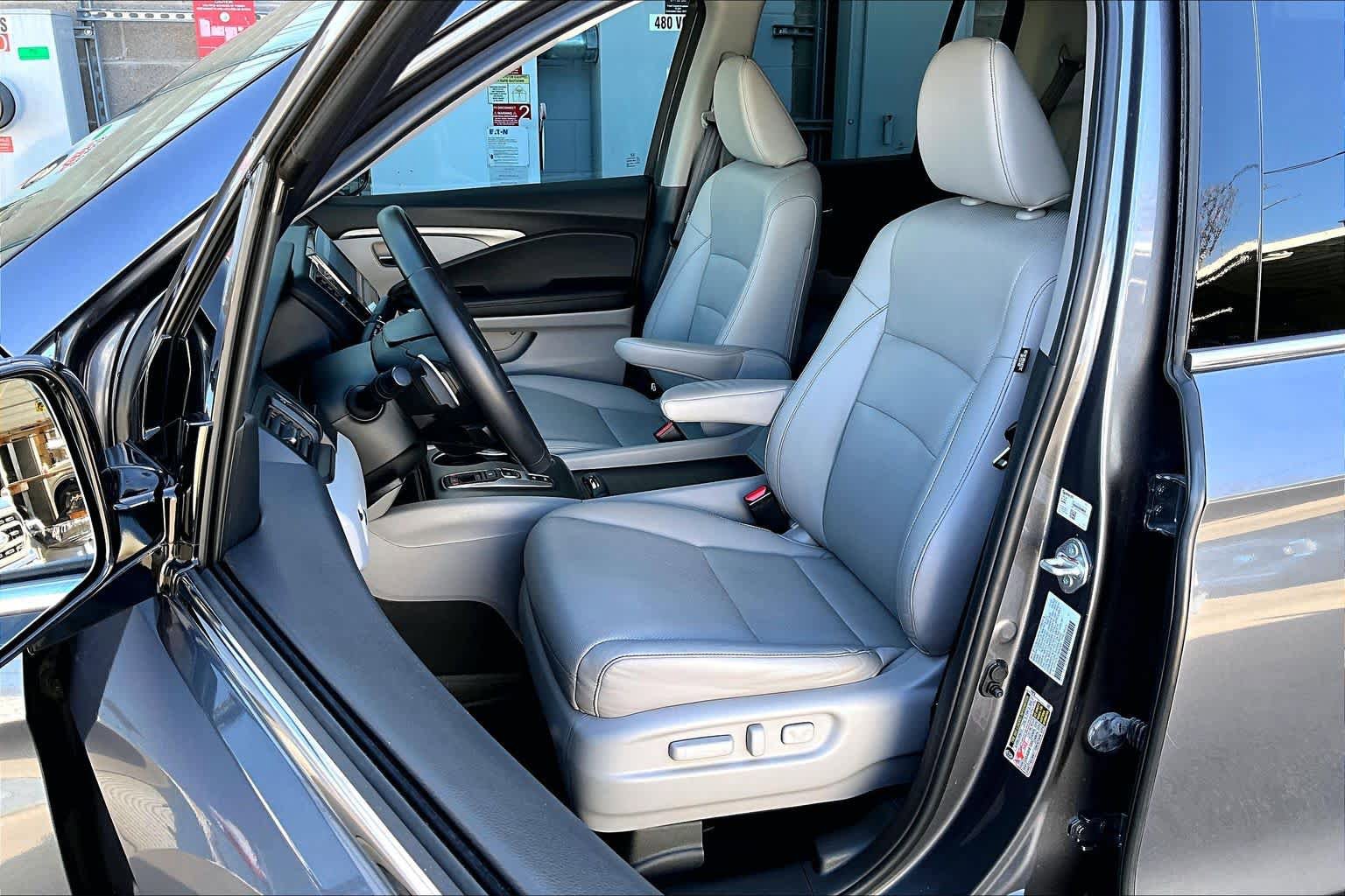 Used 2023 Honda Ridgeline RTL-E image 8