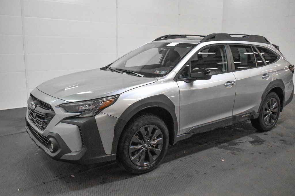 Certified 2025 Subaru Outback Onyx Edition image 3