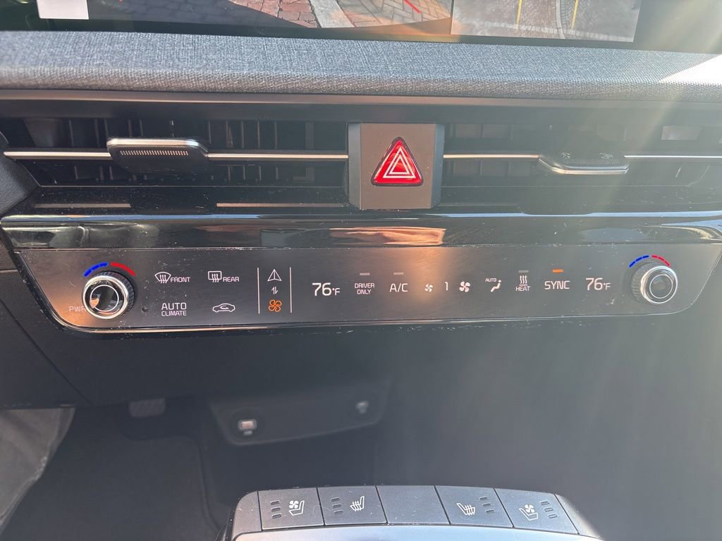 Certified 2024 Kia EV6 Wind w/ Wind Technology Package image 18