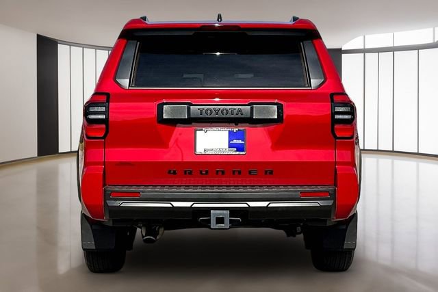 Used 2025 Toyota 4Runner SR5 AWD/4WD image 5