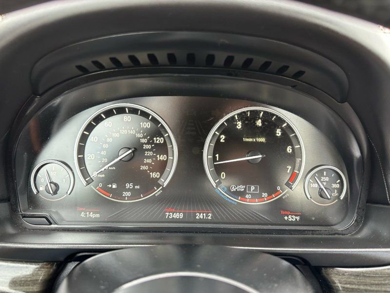 Used 2015 BMW 550i Sedan image 17
