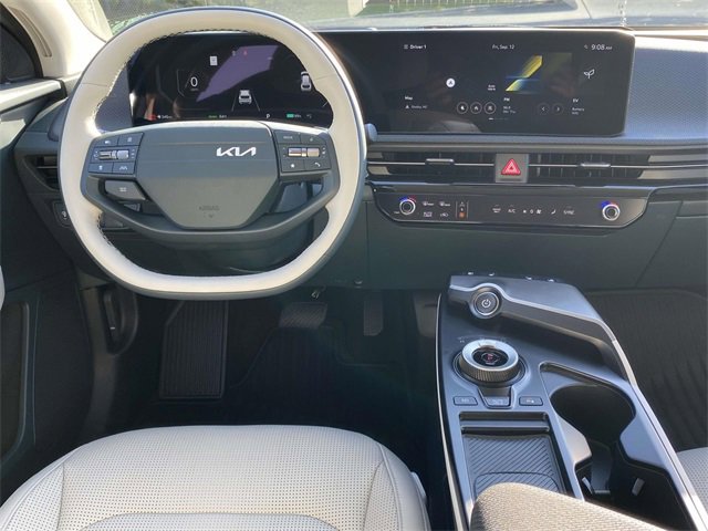 New 2025 Kia EV6 Wind image 9