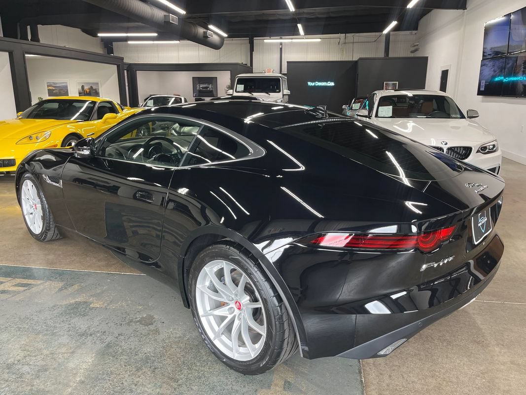 Used 2018 Jaguar F-TYPE Coupe RWD image 7
