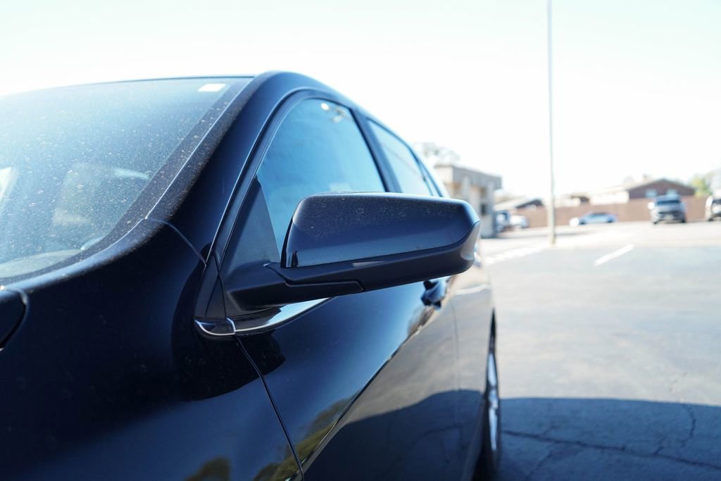 Used 2023 Chevrolet Equinox LT w/ Driver Convenience Package image 16