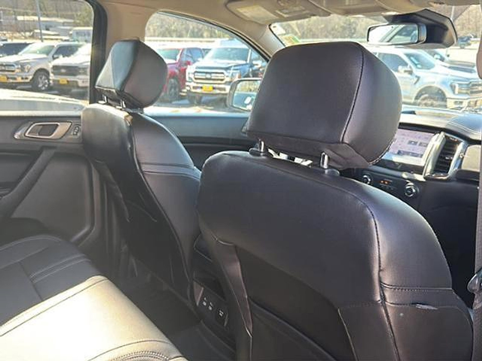 Used 2020 Ford Ranger Lariat w/ Trailer Tow Package image 13