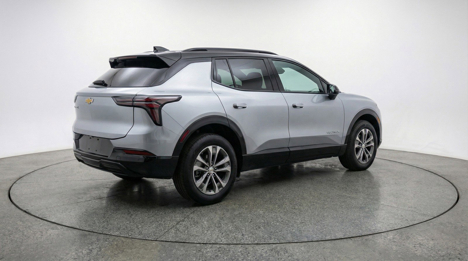 Used 2025 Chevrolet Equinox LT image 9