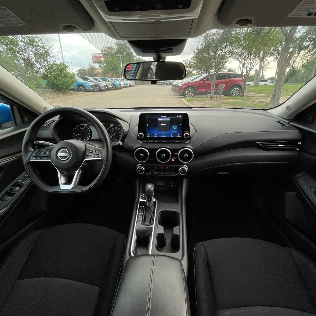 Used 2024 Nissan Sentra SV FWD image 11