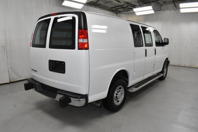 Used 2024 Chevrolet Express 2500 w/ Driver Convenience Package image 5