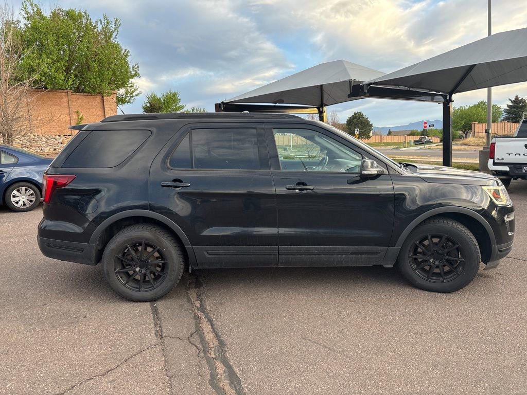 Used 2018 Ford Explorer Sport w/ Equipment Group 401A image 9