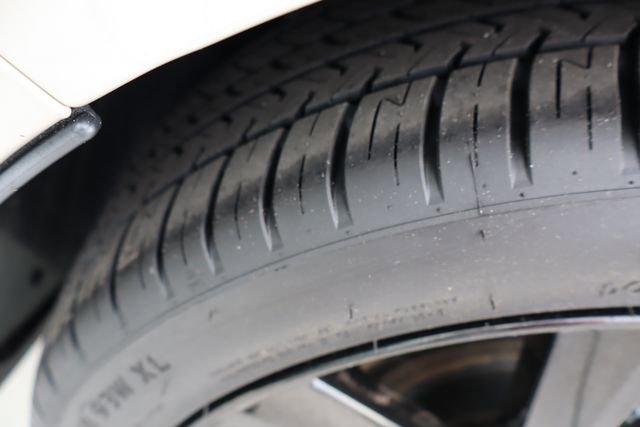 Used 2024 MAZDA MAZDA3 s image 43