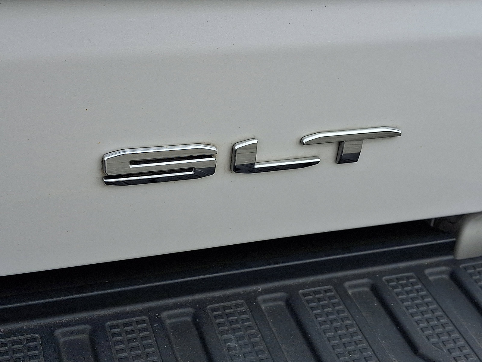 Certified 2023 GMC Sierra 1500 SLT w/ SLT Premium Package image 33