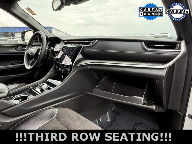 Used 2024 Jeep Grand Cherokee L Laredo image 13