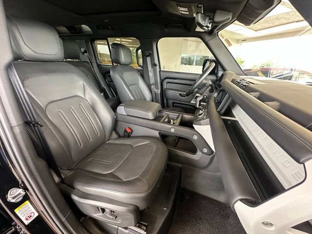 Used 2022 Land Rover Defender 110 X-Dynamic HSE AWD/4WD image 23