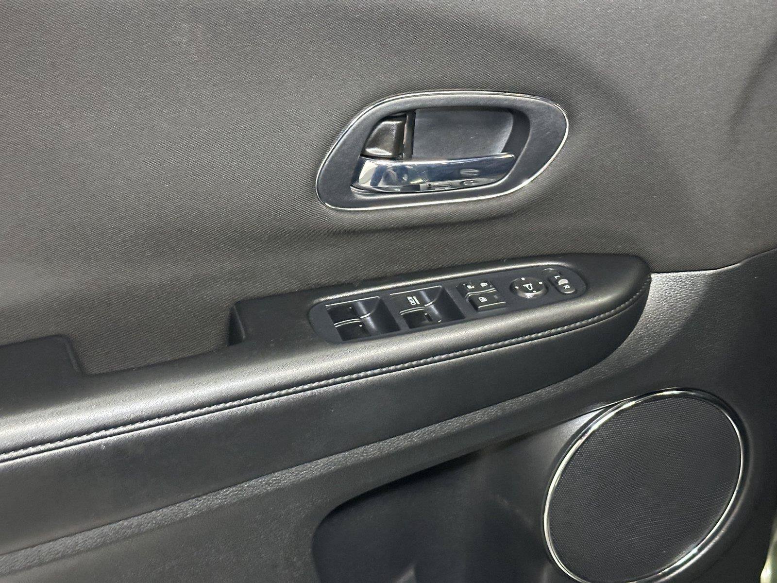 Certified 2018 Honda HR-V EX image 21