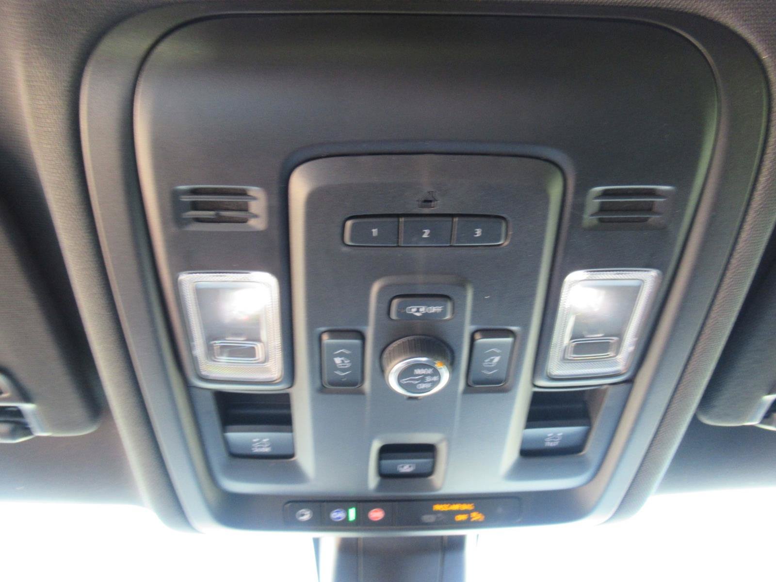 Certified 2021 Chevrolet Tahoe High Country w/ Premium Package AWD/4WD image 31