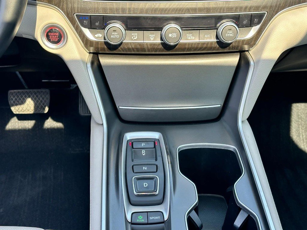 Used 2021 Honda Accord Touring image 15