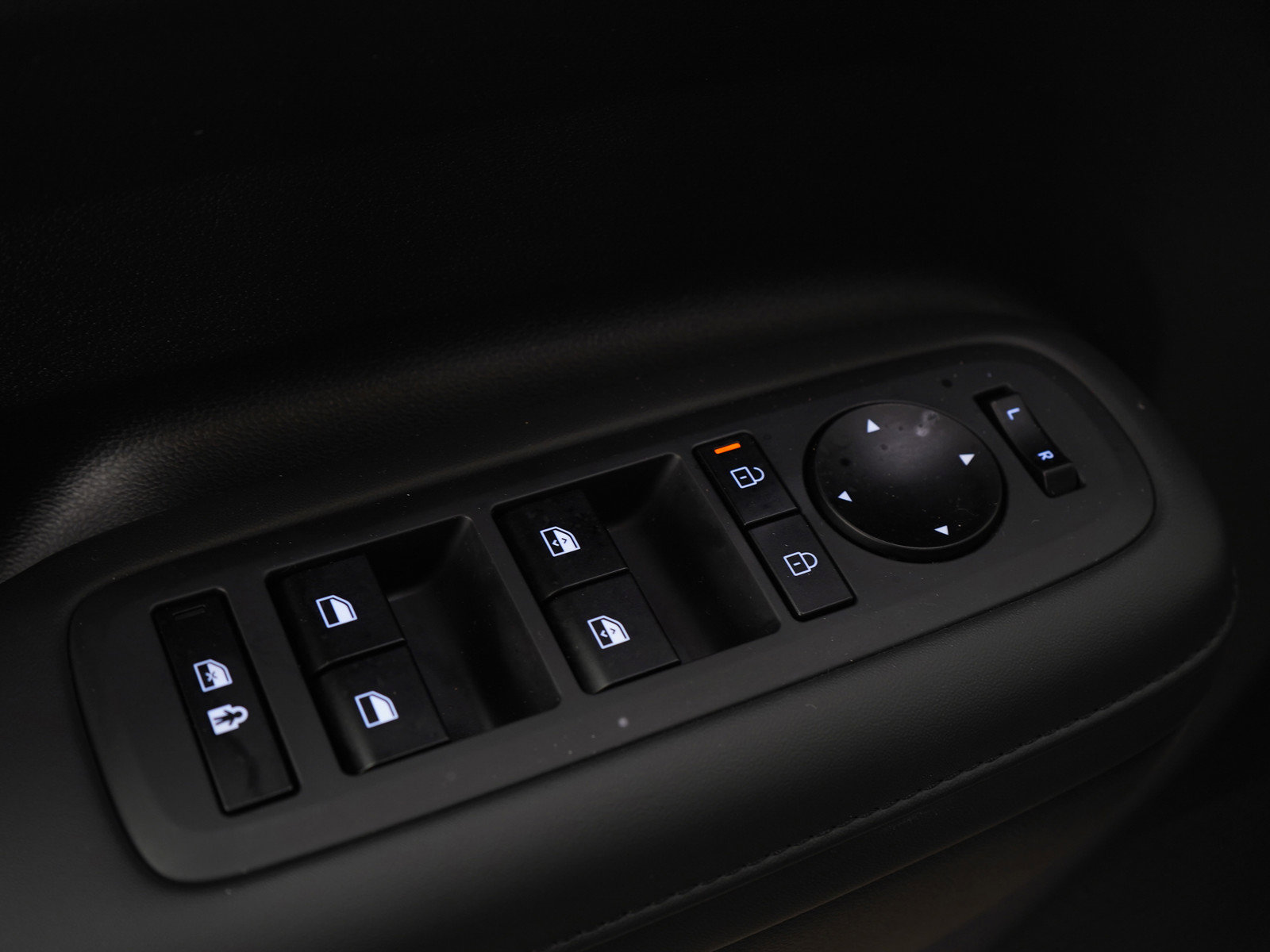 Used 2025 Hyundai Santa Fe SEL image 25