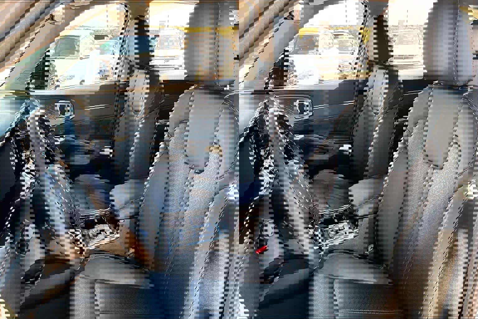 Used 2023 Kia Sorento SX image 8