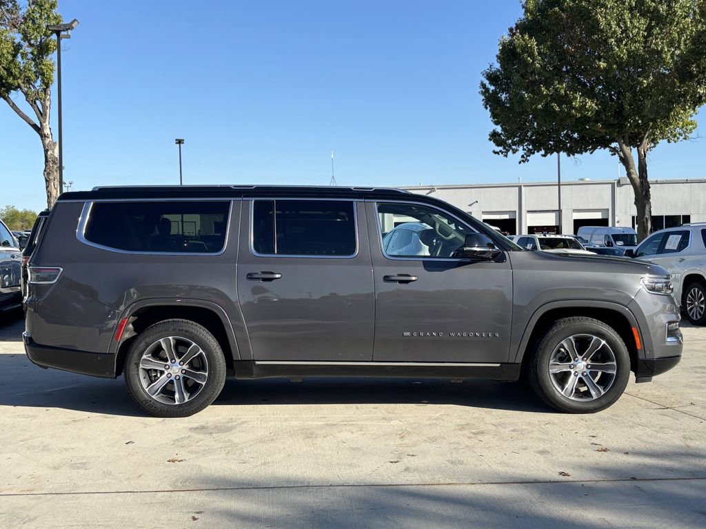 Used 2024 Jeep Grand Wagoneer L 4WD image 2
