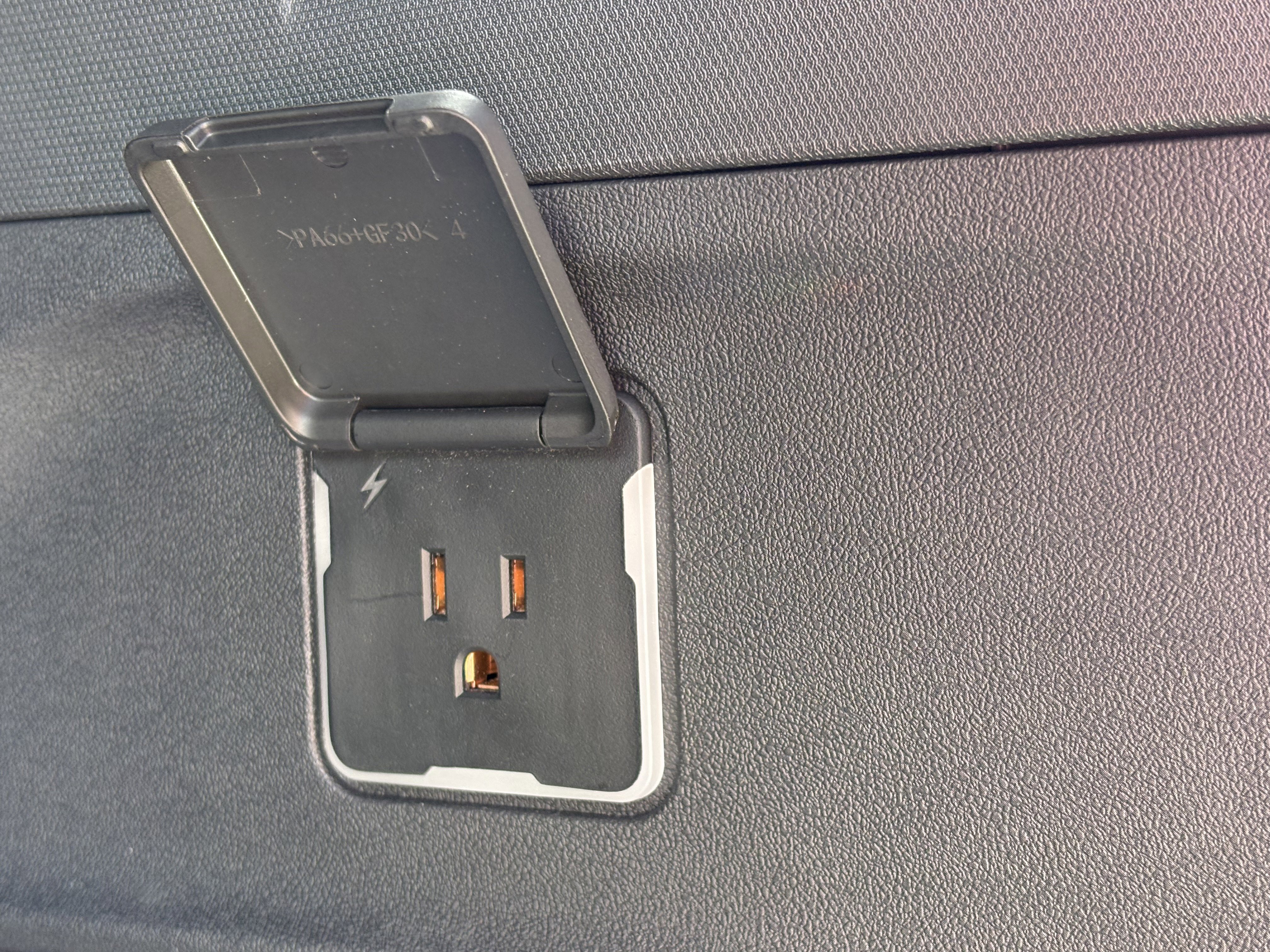 New 2025 Cadillac Escalade IQ Sport 2 w/ LPO, ONYX Package image 11