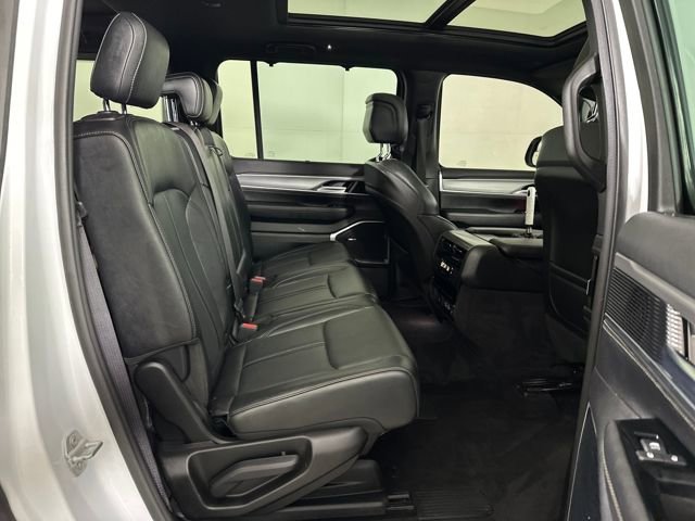 Used 2023 Jeep Wagoneer Series II w/ Convenience Group I image 26