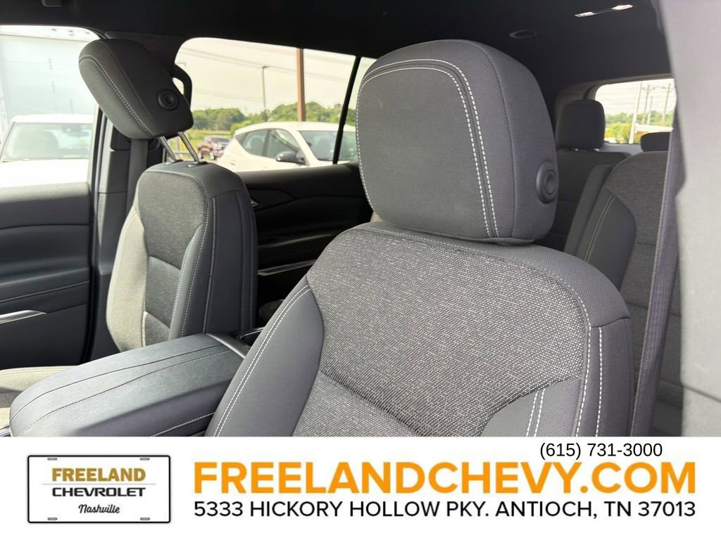 Used 2024 Chevrolet Traverse LT FWD image 26