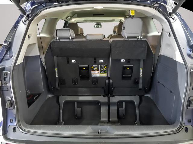 Certified 2024 Toyota Sienna XLE image 22