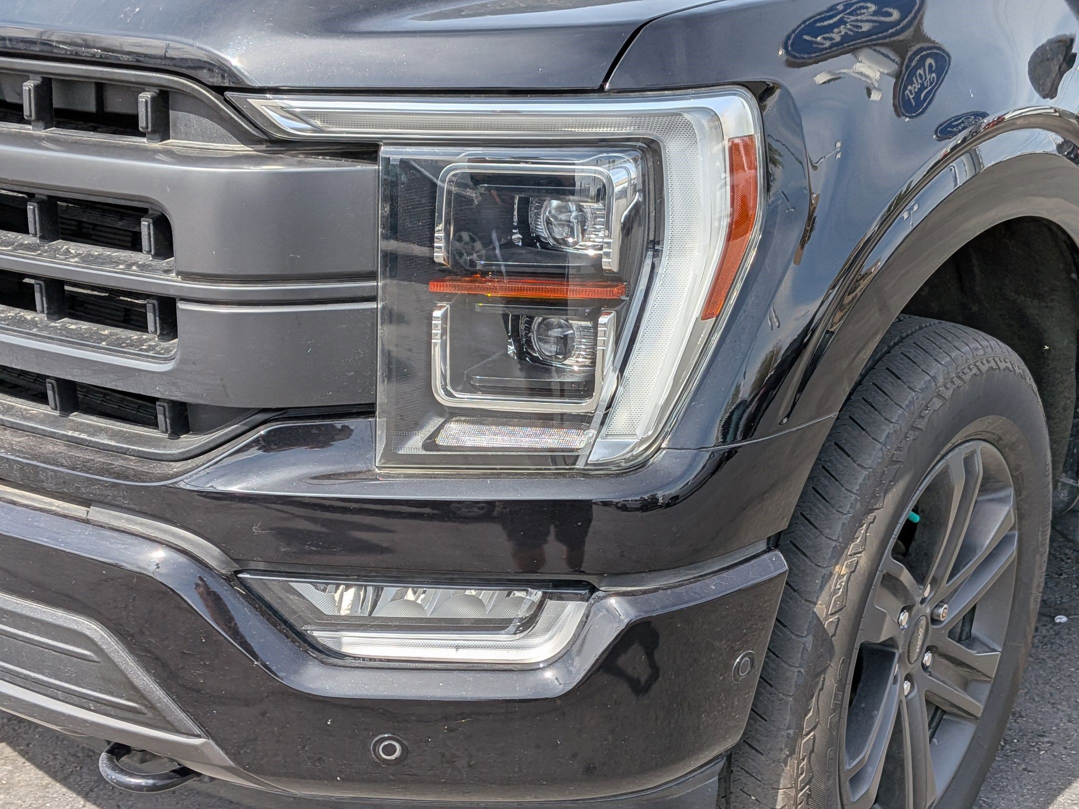 Certified 2021 Ford F150 Lariat w/ Equipment Group 502A High image 12