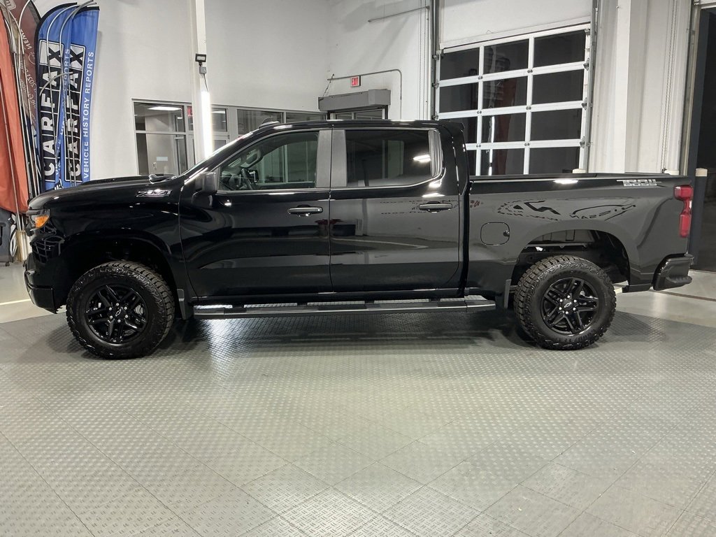 Used 2025 Chevrolet Silverado 1500 Custom Trail Boss w/ Dark Appearance Package image 36