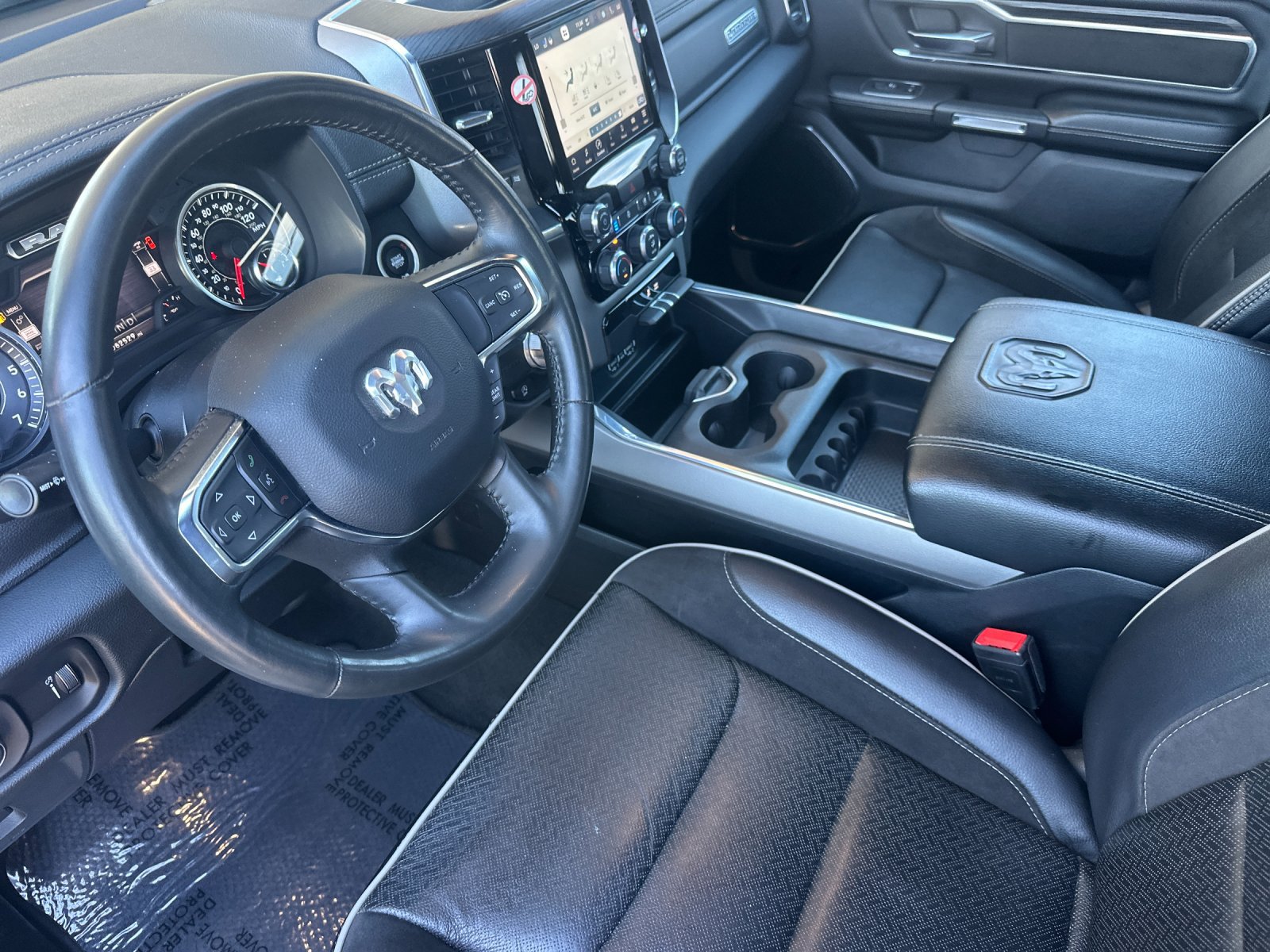 Used 2024 RAM 1500 Laramie RWD image 10