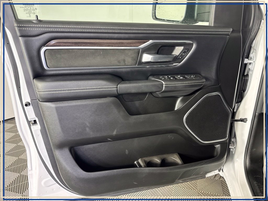 Used 2026 RAM 1500 Laramie AWD/4WD image 35