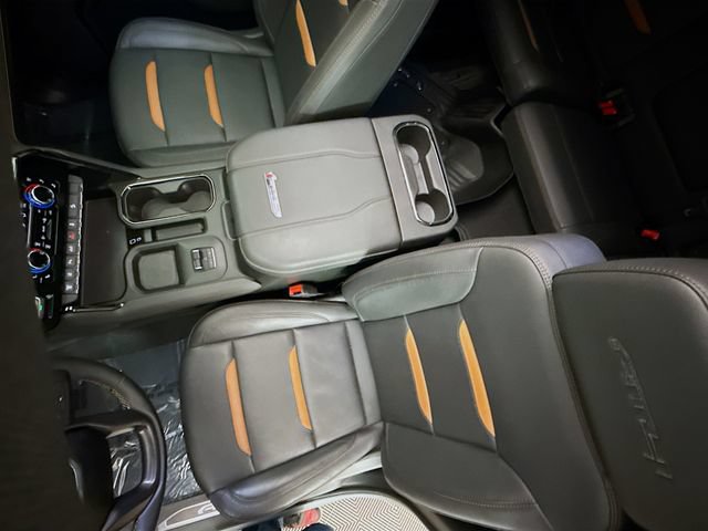 Used 2024 GMC Sierra 2500 AT4 w/ AT4 Premium Plus Package AWD/4WD image 25