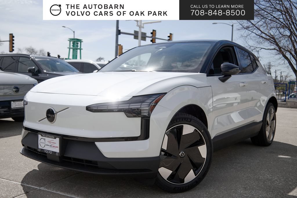New 2026 Volvo EX30 Plus w/ Protection Package