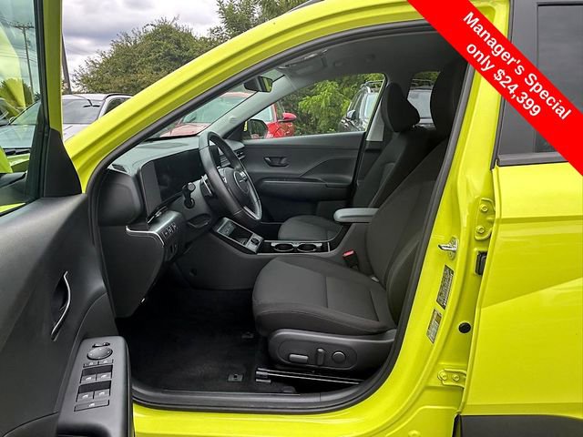 Certified 2025 Hyundai Kona SEL image 16