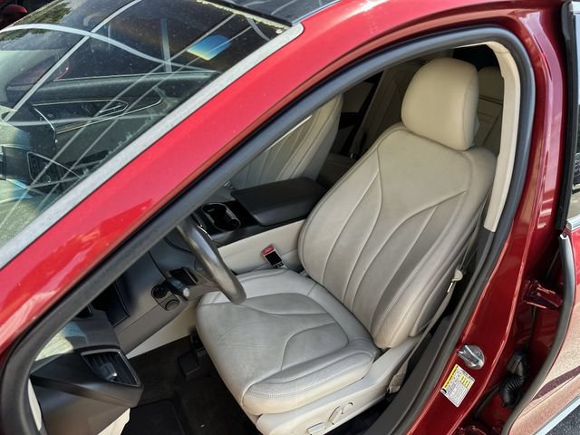 Used 2016 Lincoln MKX Reserve w/ Technology Package FWD image 12