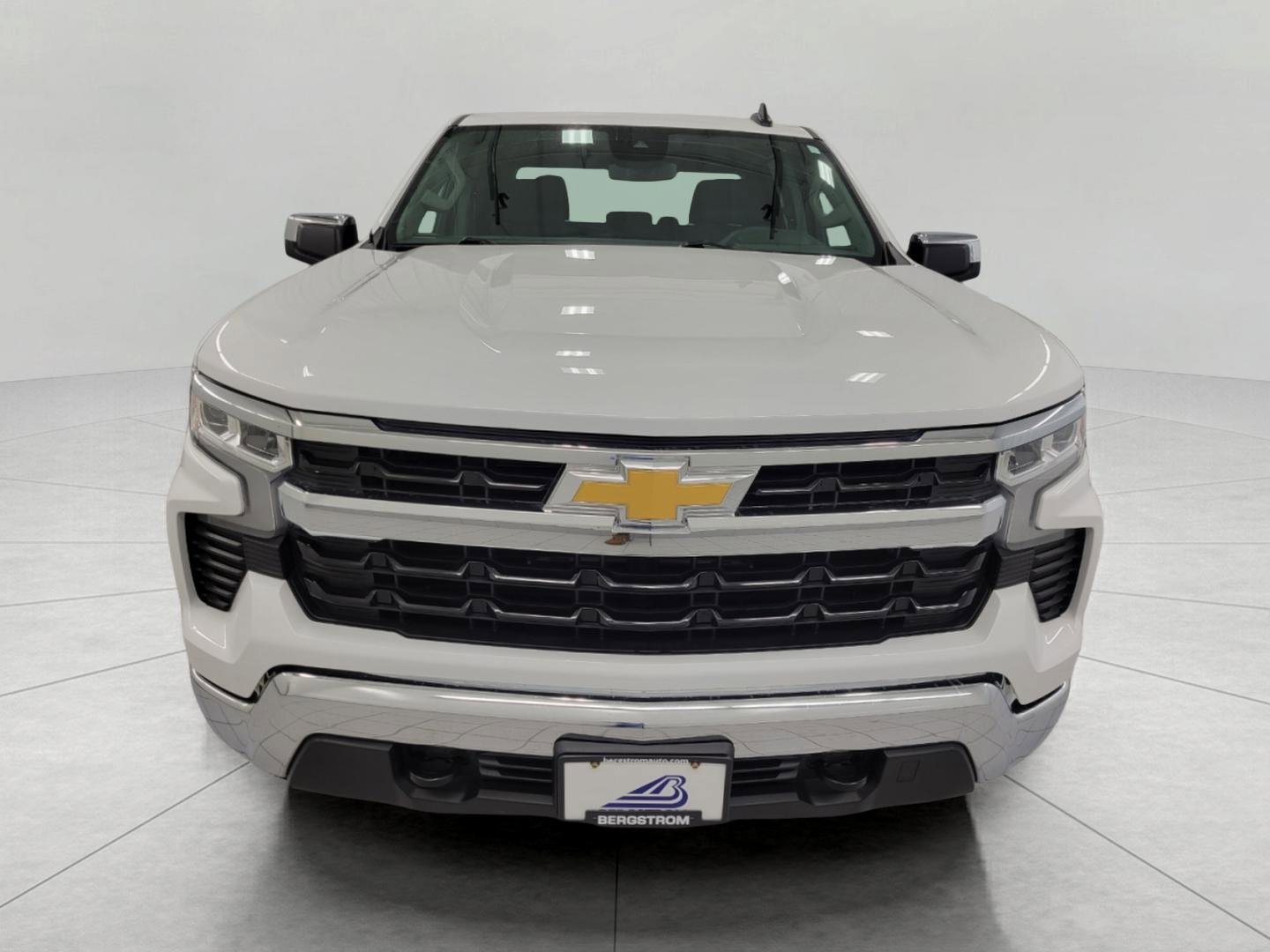Used 2024 Chevrolet Silverado 1500 LT AWD/4WD image 13