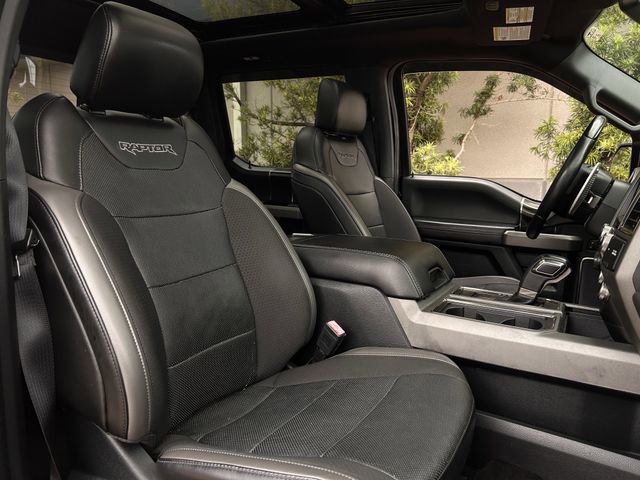 Used 2019 Ford F150 Raptor w/ Equipment Group 802A Luxury AWD/4WD image 32