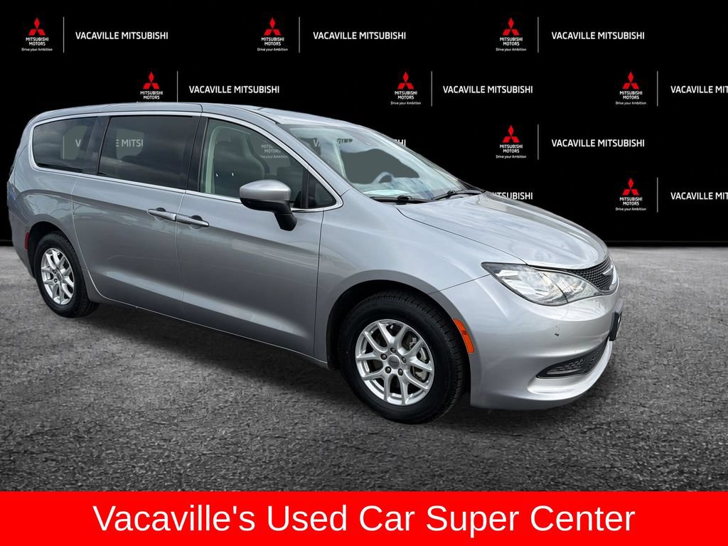 Used 2021 Chrysler Voyager LX FWD image 7