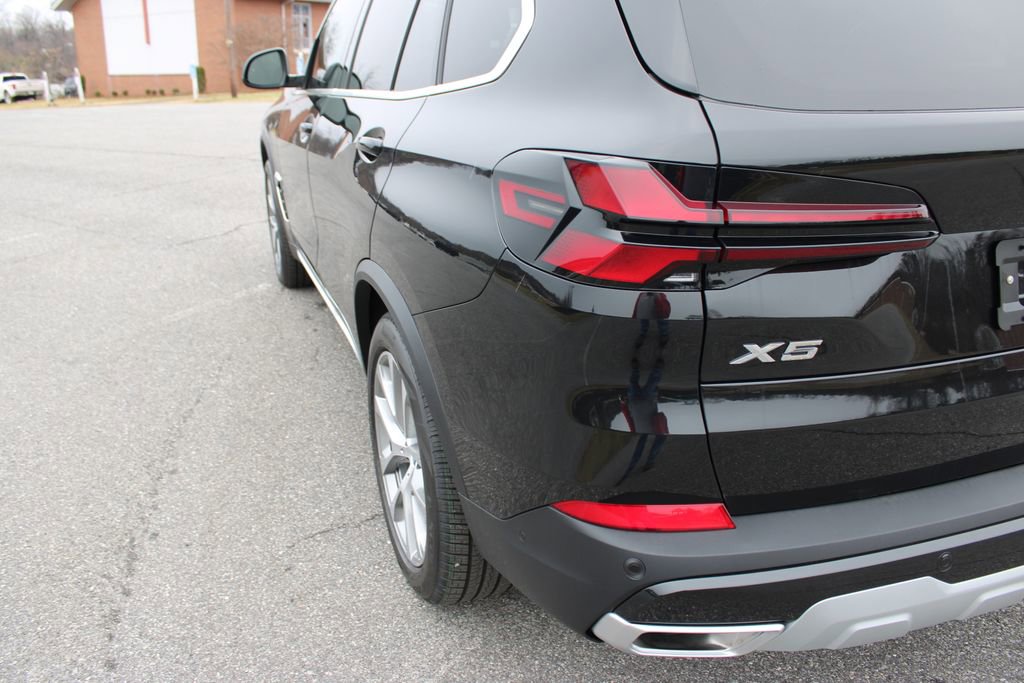 New 2026 BMW X5 xDrive40i w/ Executive Package image 44