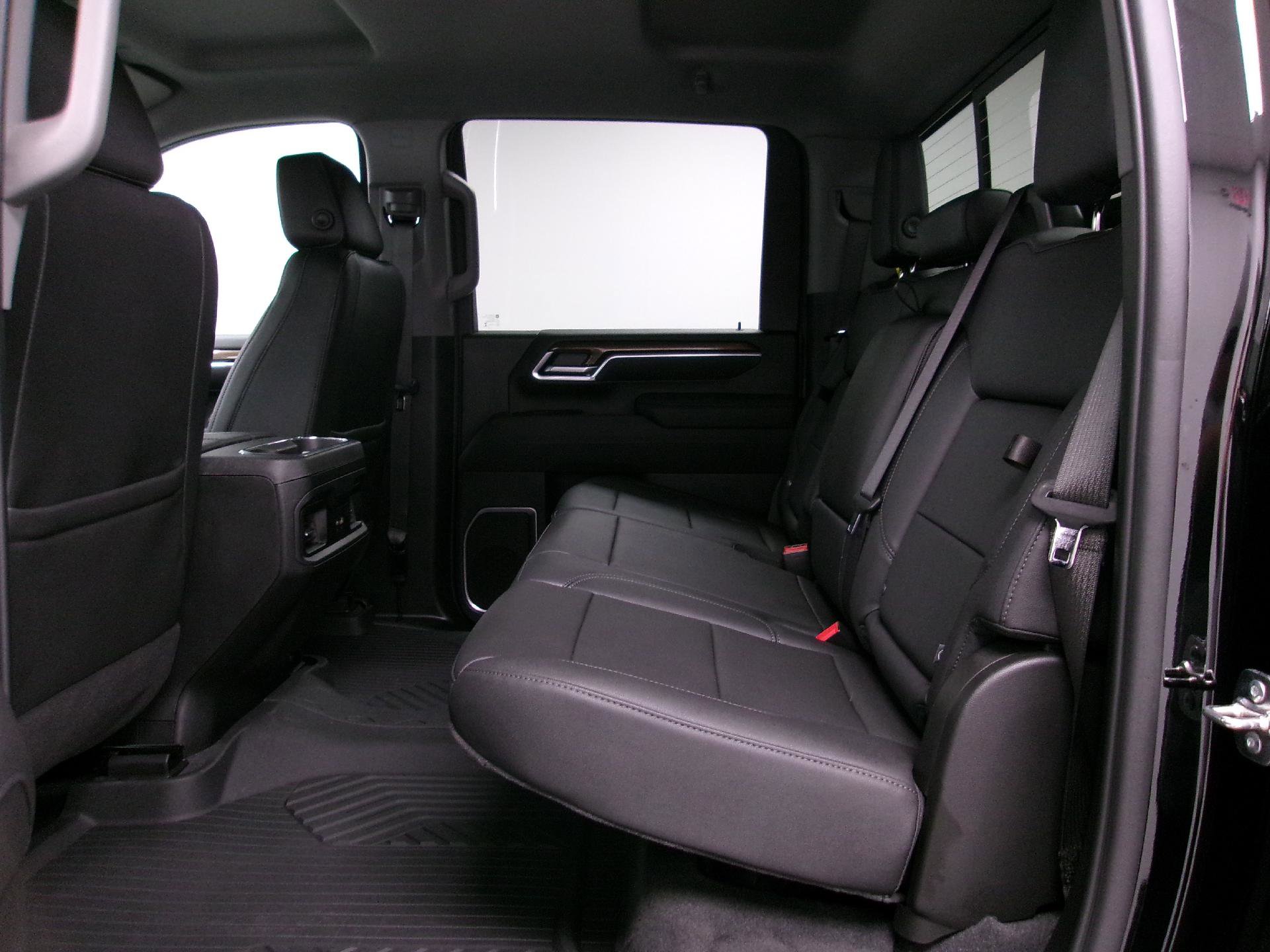 New 2026 Chevrolet Silverado 2500 LT w/ Trail Boss Package image 10