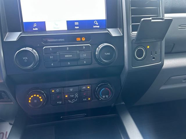 Used 2021 Ford F450 XLT w/ XLT Premium Package AWD/4WD image 19