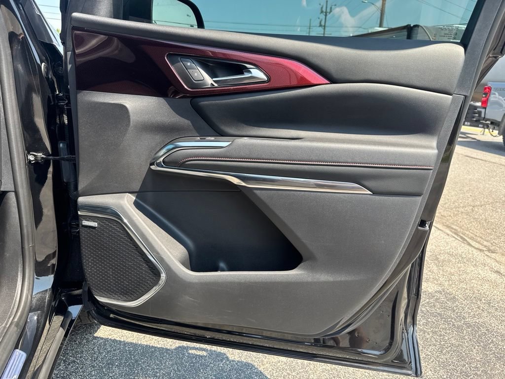 Used 2024 Chevrolet Traverse RS w/ LPO, Floor Liner Package AWD/4WD image 27