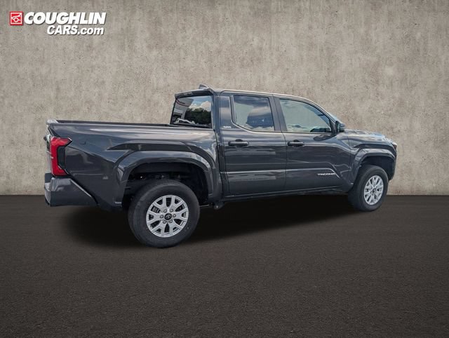 Used 2024 Toyota Tacoma SR5 AWD/4WD image 8