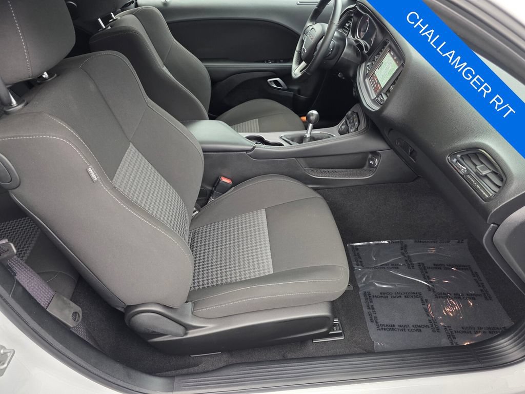 Used 2023 Dodge Challenger R/T RWD image 27