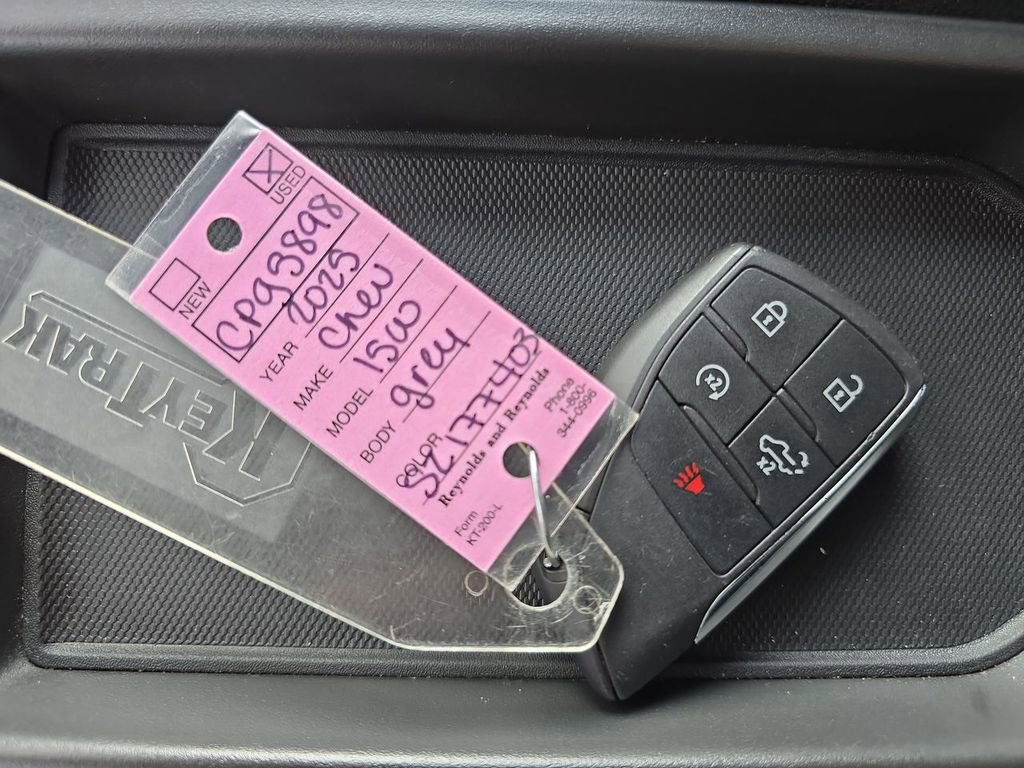 Certified 2025 Chevrolet Silverado 1500 LT image 37