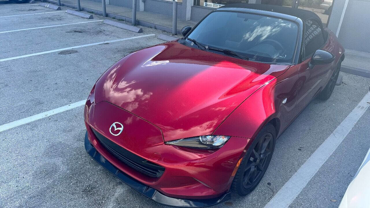 Used 2018 MAZDA MX-5 Miata Club image 1